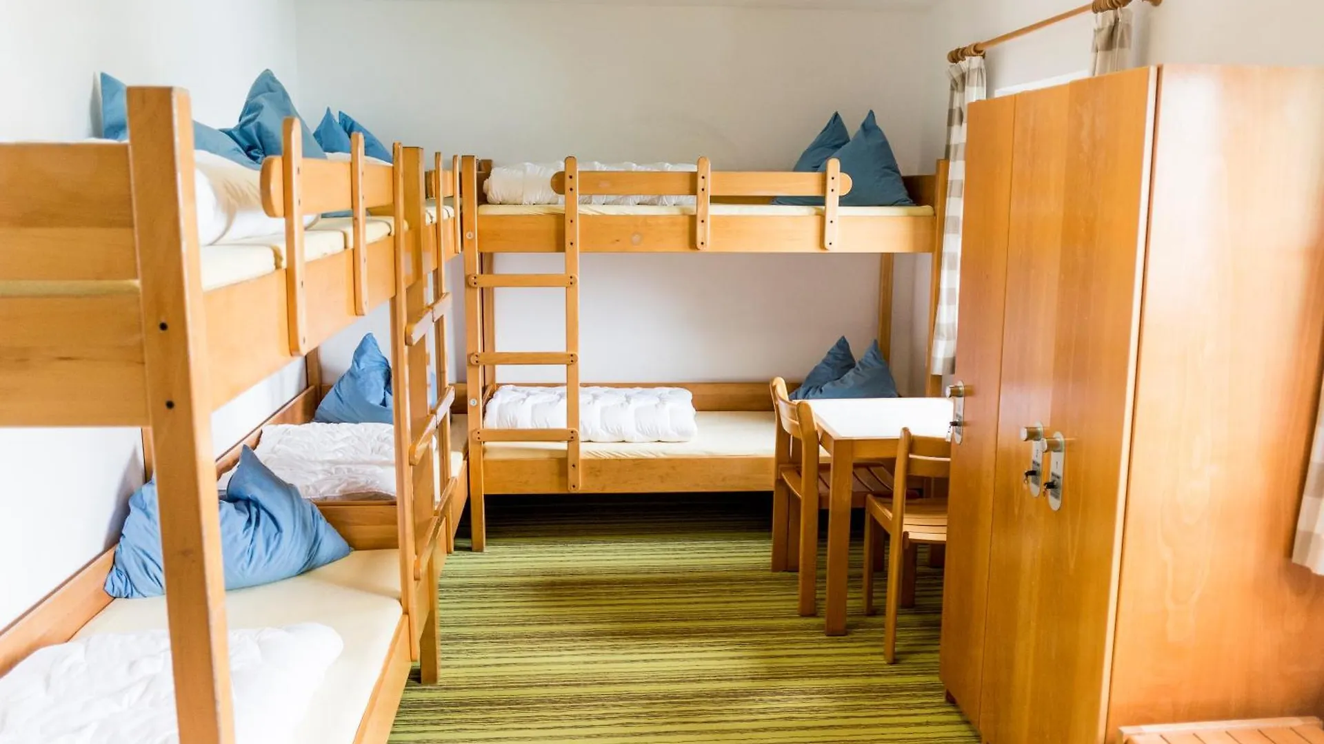 Hostal Jugendherberge Walchensee-Urfeld Schlehdorf Alemania